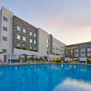 Aparthotel Express By Marriott Cancun Aeropuerto, Alfredo V. Bonfil