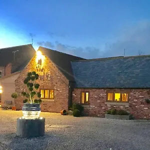 https://the-pig-inn.yorkshirehotels.net