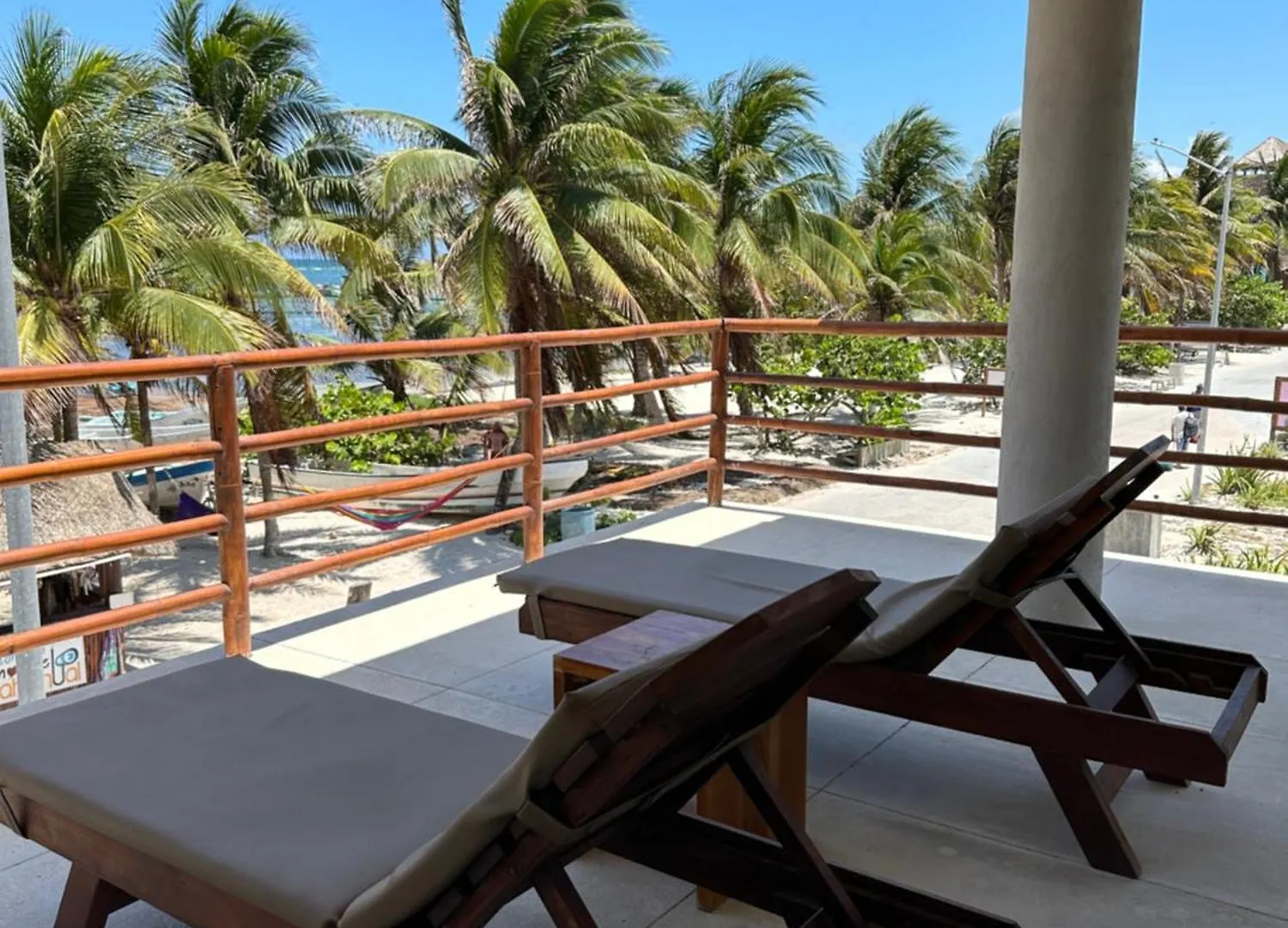 ***  Noah Beach Hotel & Suites Mahahual Mexico